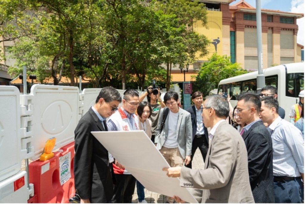 Site walk with Legco member 1