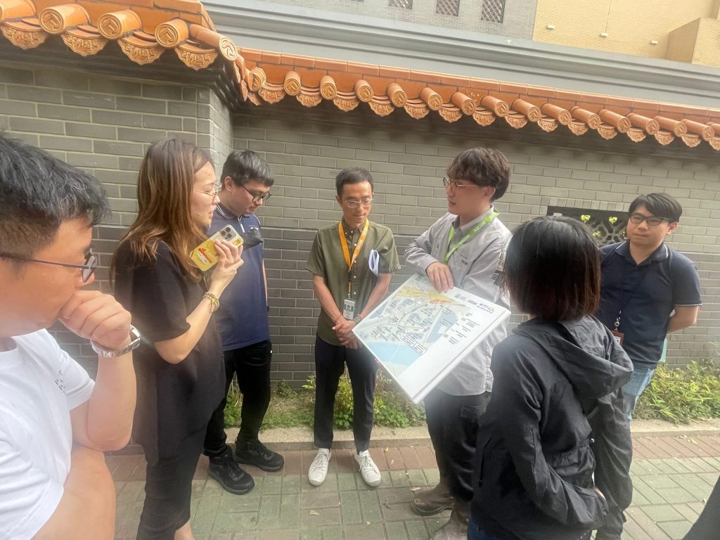 20260304 Meeting with Man Lai Court and Lok Chun on traffic arrangement_6
